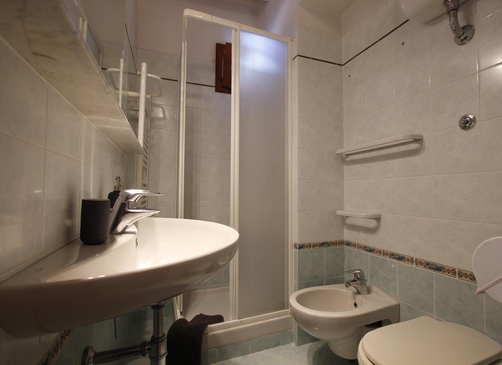 Rocca Palazzaccio Hotel Tavarnuzze Kültér fotó
